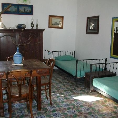 A' Riggiola Villa Stromboli Bagian luar foto